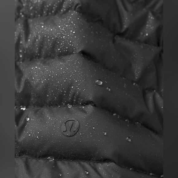 COPY - Lululemon Pack It Down Vest - like new* - Picture 13 of 13